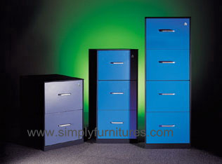 armario de metal colorido de almacenamiento vertical